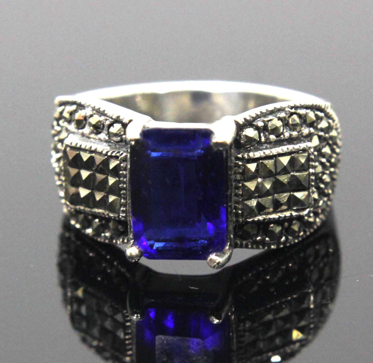 Sterling Silver Sapphire Zirconia Ring Size 8
