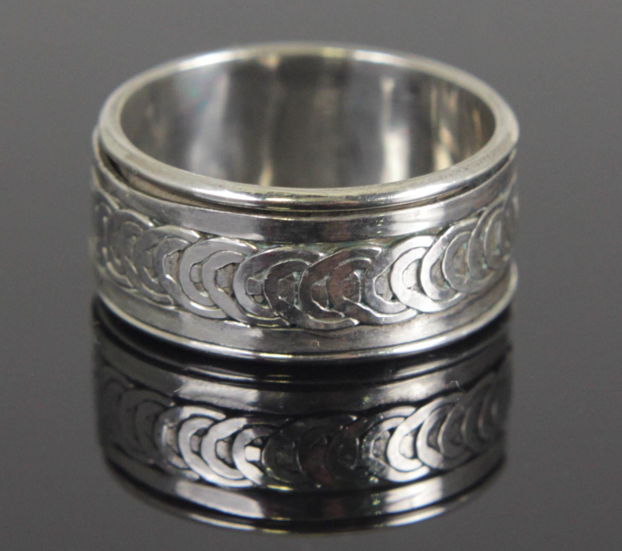 Sterling Silver Spinner Ring Size 8.5
